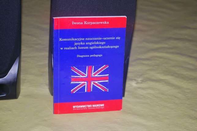Książka poradnik nauczanie język angielski Iwona Korpaczewska Książka