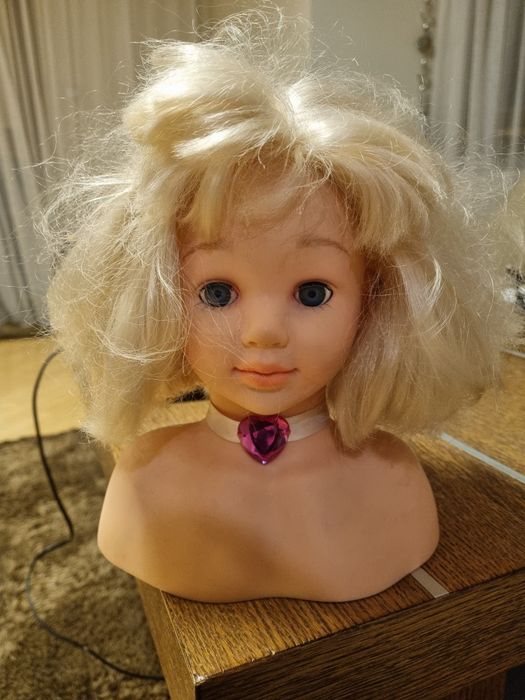 Głowa lalki do stylizacji