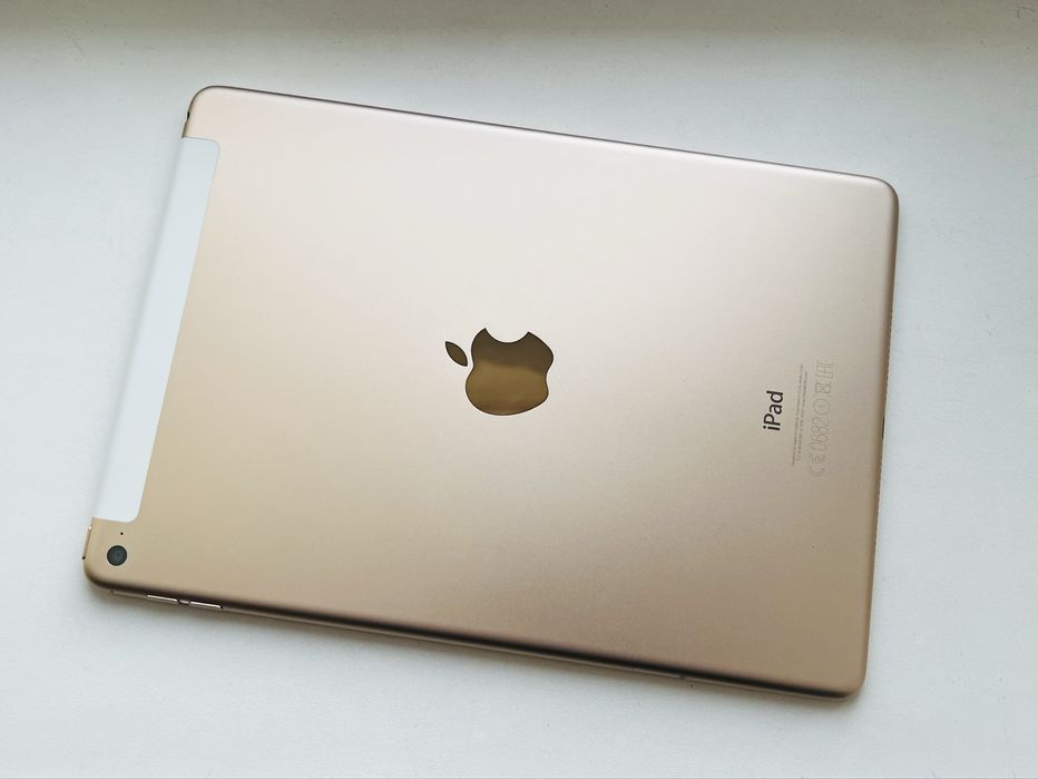 iPad Air 2 Wi-Fi + LTE Gold