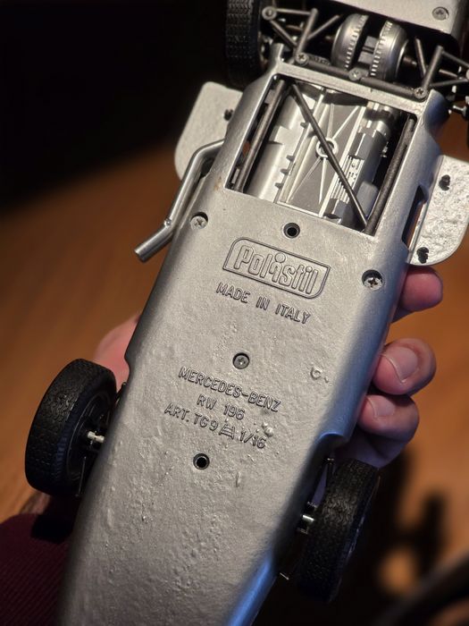 Miniatura Mercedes-Benz F1 RW196 - Juan Manuel Fangio