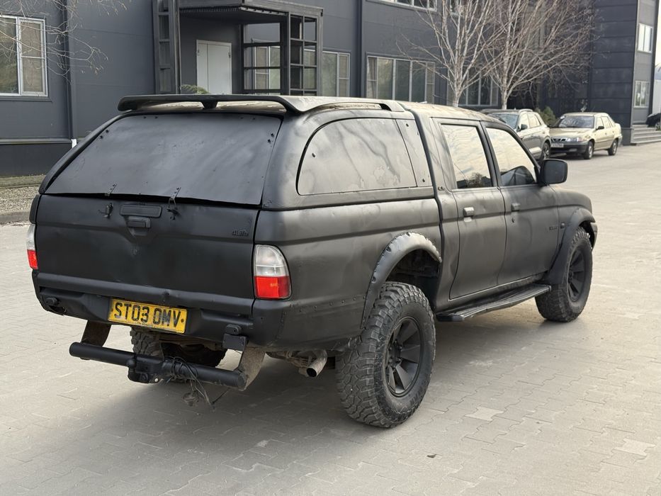 Продам Mitsubishi L200 4x4 Обслужена