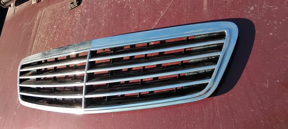Мерседес W 220 решетка