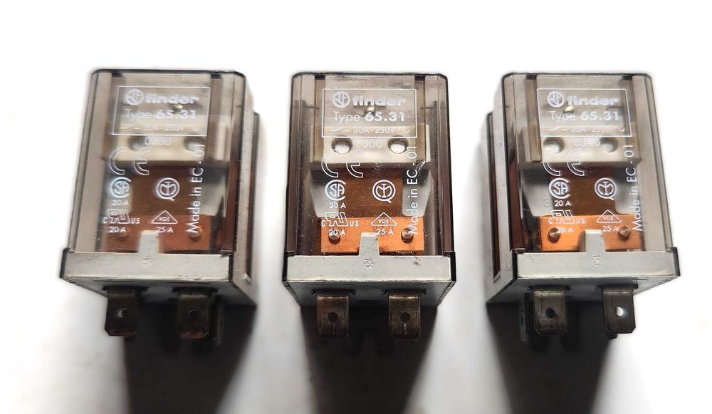 Relés industriais 230VAC 30/50A