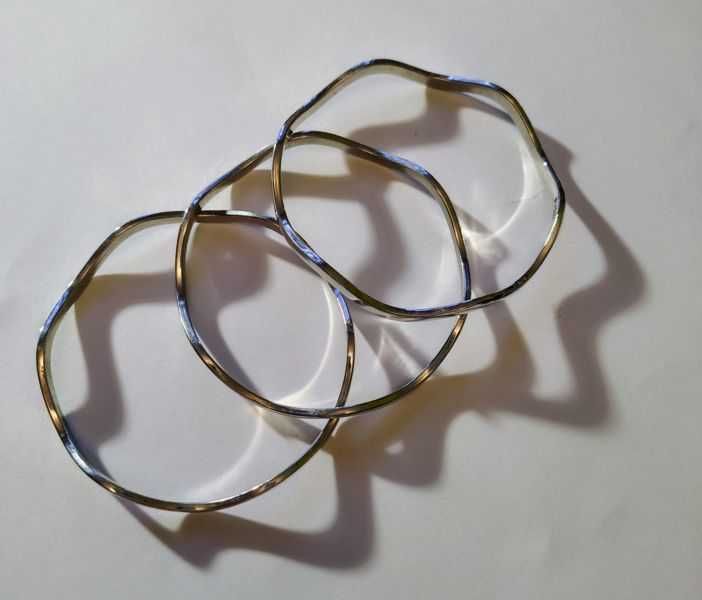 bransoletki o unikatowym kształcie