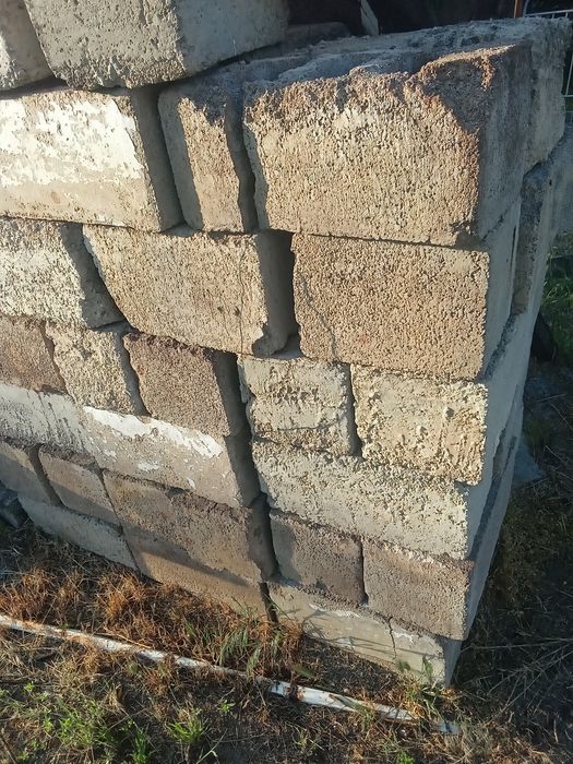 Шлакоблок  продам