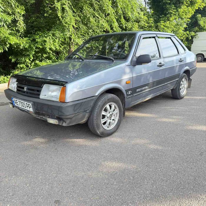 Продам Ваз 21099.