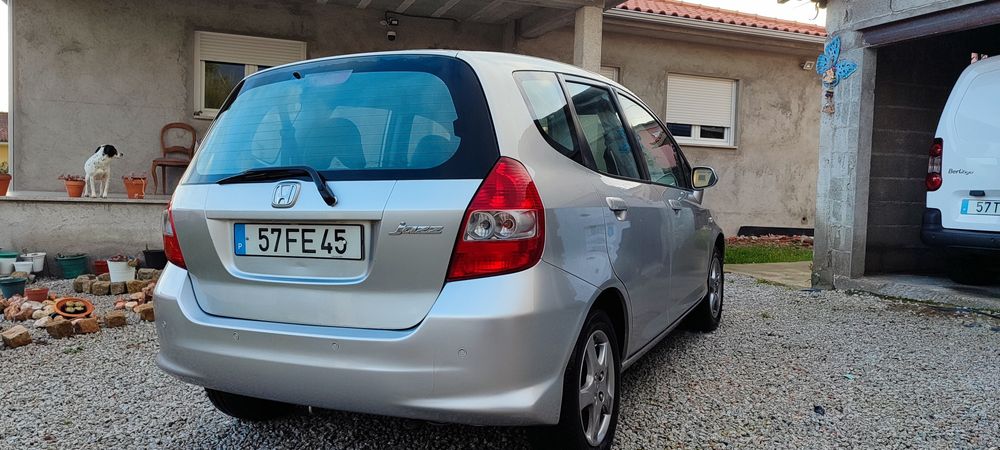 144.000 Reais Honda Jazz Fase 2   1.25 IUC e INSP acabados de fazer