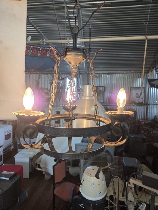 Candeeiro rustico de tecto