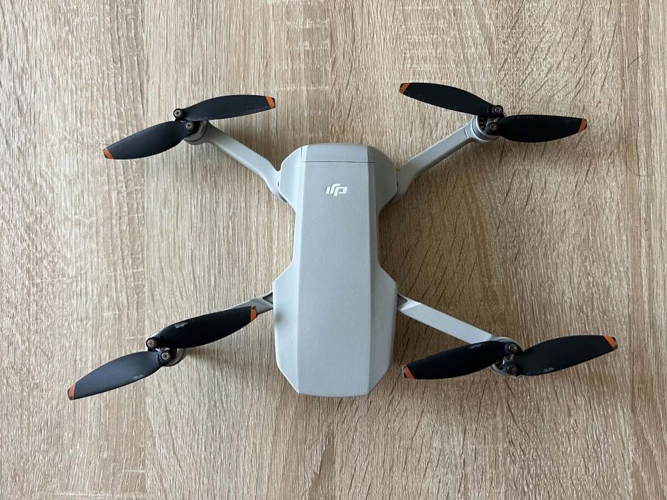 Dron DJI mini se2