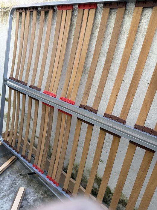 Cama casal 200x160 com colchão marca pikolin