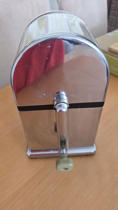 Triturador de gelo manual