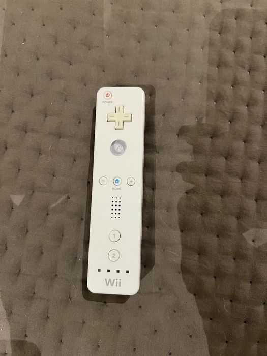 Consola Wii branca com comando e todos os cabos