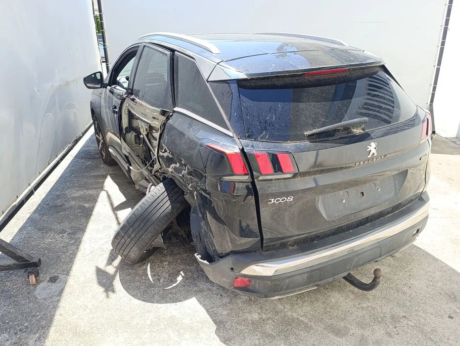 Para peças PEUGEOT 3008 II (M_)