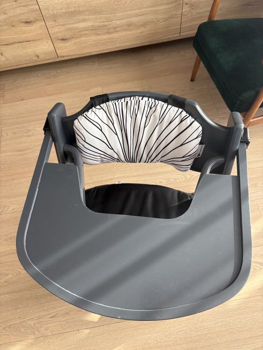 Fotelik do karmienia