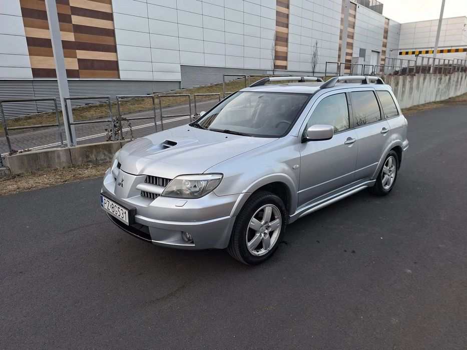 Mitsubishi Outlander 2.0 Turbo*4x4*202PS/276PS*Sport*Panorama*