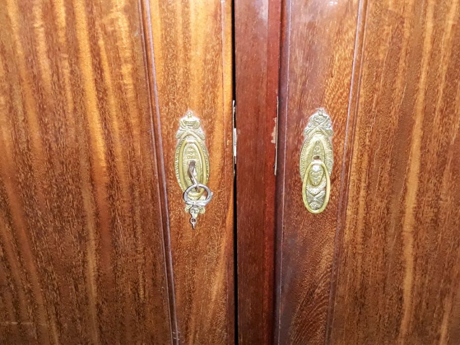 Mobília completa de quarto Queen Anne