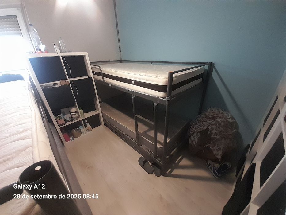 Beliche Ikea Tuffing com colchões