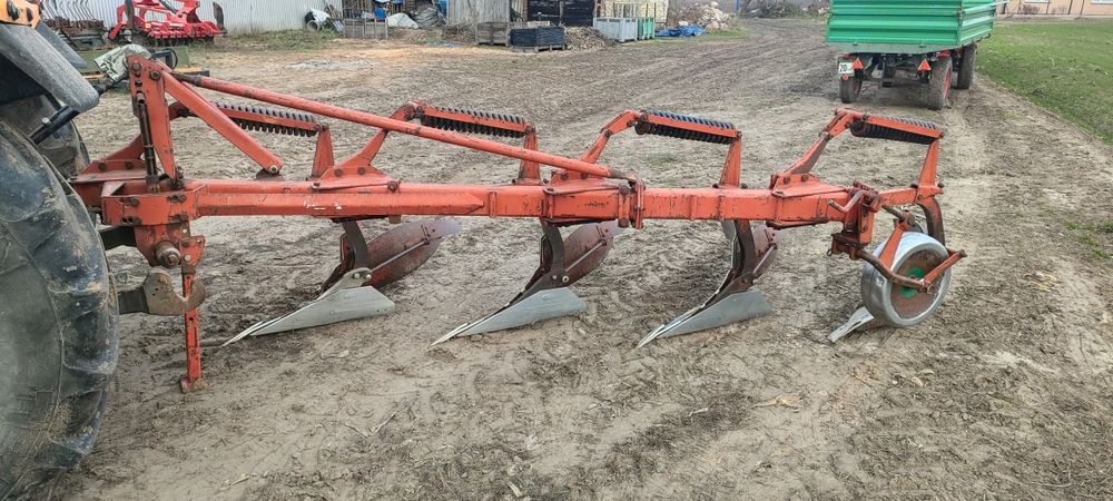 Pług kverneland 4 skibowy