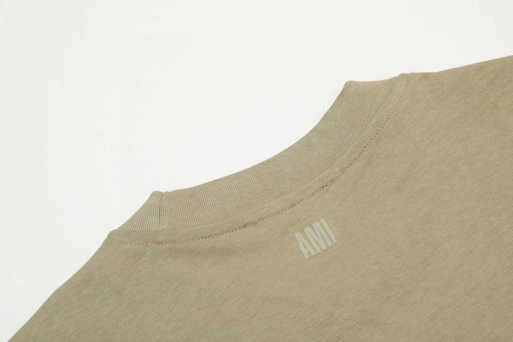 Футболка AMI Paris Ami De Coeur Embossed Heart T-Shirt Khaki