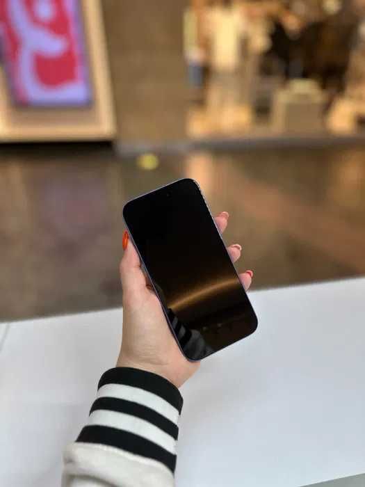 iPhone 16 128 GB Ultramarine – jak nowy!