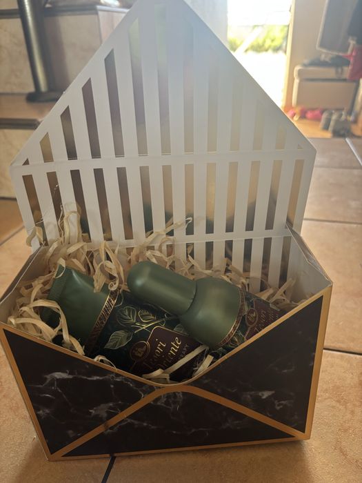 Zestaw Tesori woda 100ml + zel 150ml koperta