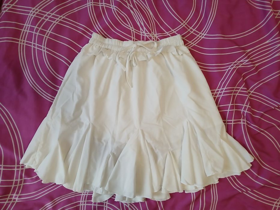 Трендова жіноча юбка