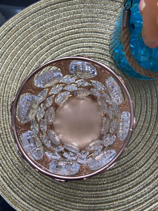 Pojemnik na kwiaty, długopisy, pędzle