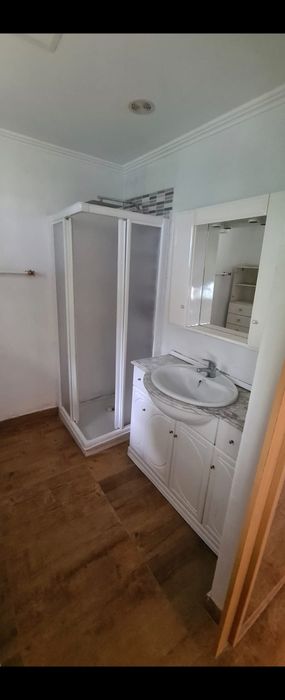Alugo T0 em Massamá entrada imediata