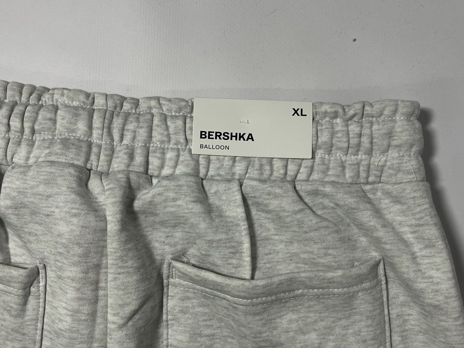Сірі широкі спортивки Bershka baggy sweatpants штаны серые бершка