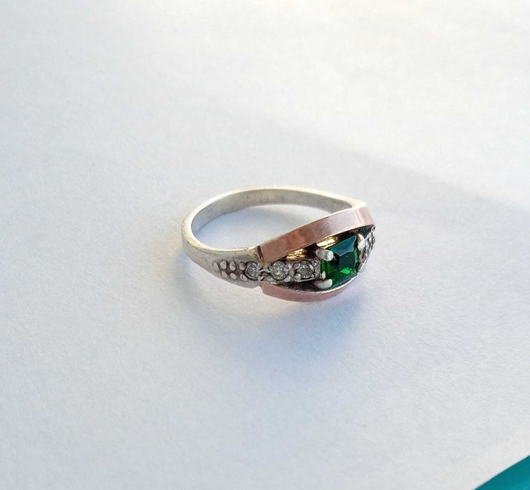 Каблучка перстень Срібло 925 проба. Золота вставка, розмір 16,3