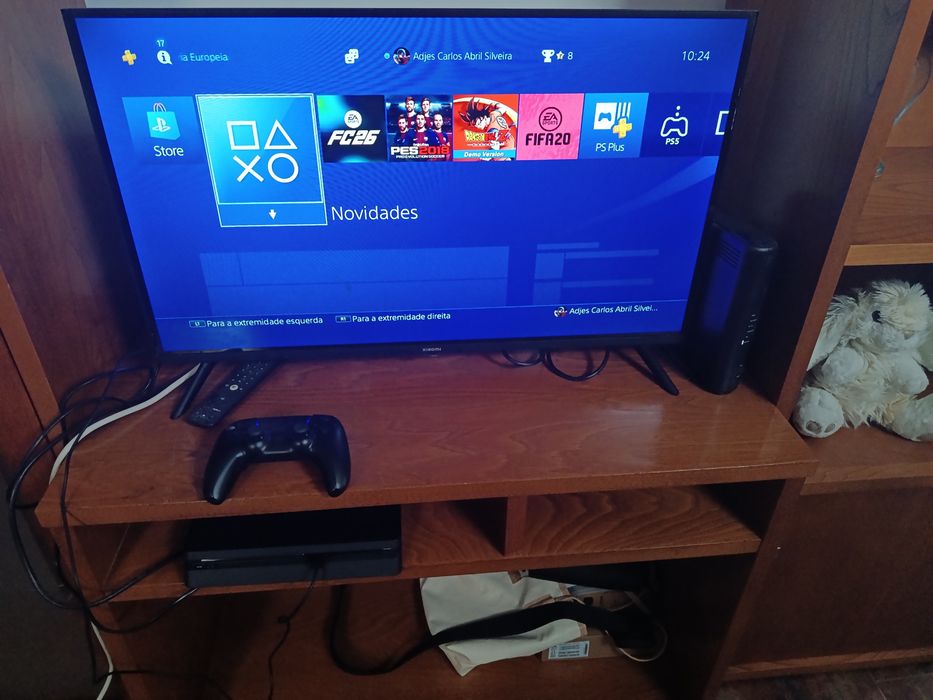 PS4 Slim 500 GB top