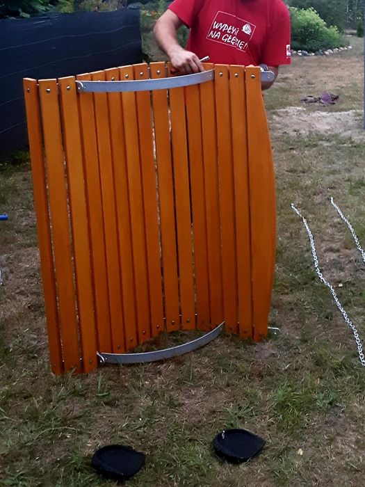 Siedzisko huśtawki ogrodowej z łańcuchami i karabińczykami