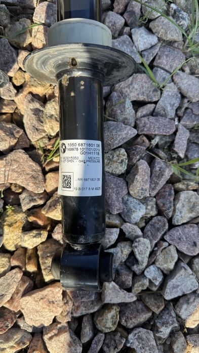 BMW X3 X4 G01 G02 стойки амортизатори