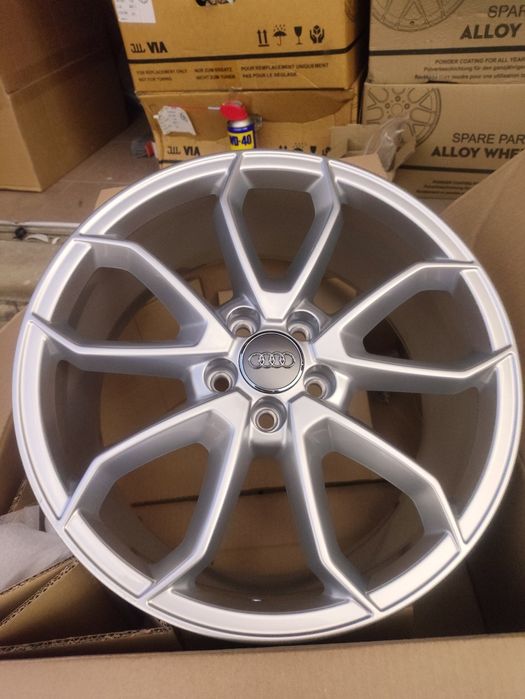 Fabrycznie nowe alufelgi felgi 17 5x100 Seat VW taigo Tiguan T-Roc