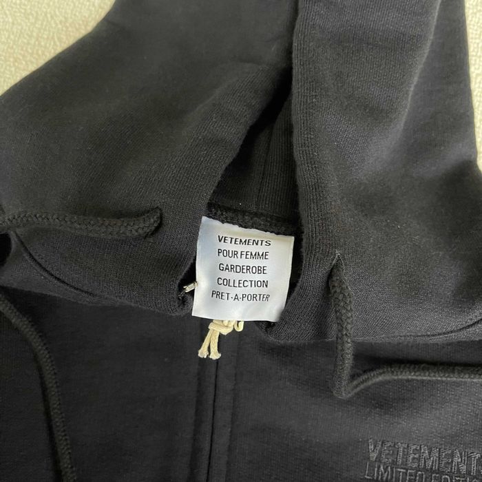 Vetements Fitted Tts Zip Hoodie