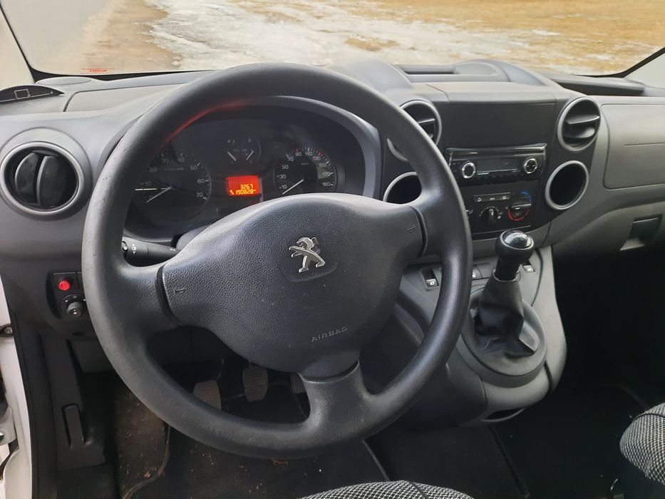 Sprzedam Peugeot Partner 2012r. Salon Polska.