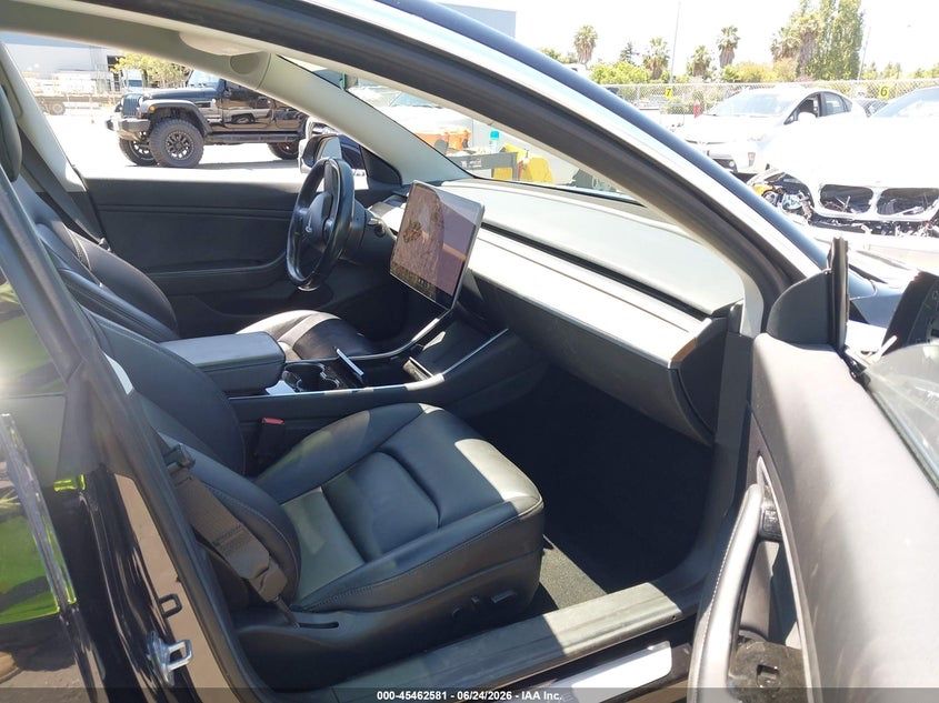 Tesla model 3 rwd long range
