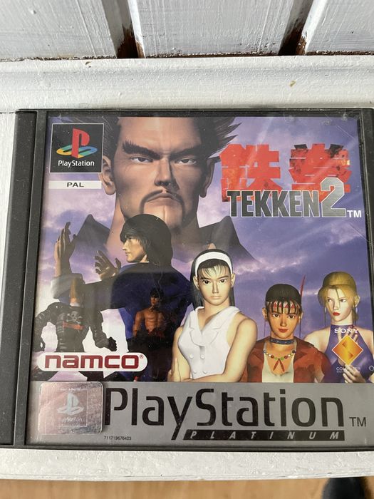 Sprzedam dwie gry na playstation 1 duke nuken tekken 2