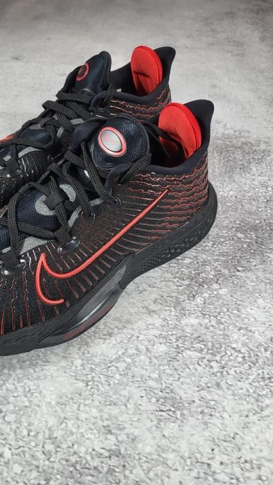 Кросівки баскетбольні Nike Air Zoom Bb Nxt