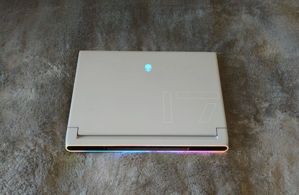 Dell Alienware x17 r1 rtx3080 16gb 1tb топовий ігровий ноутбук laptop