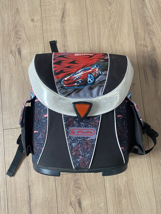 Продам шкільний рюкзак