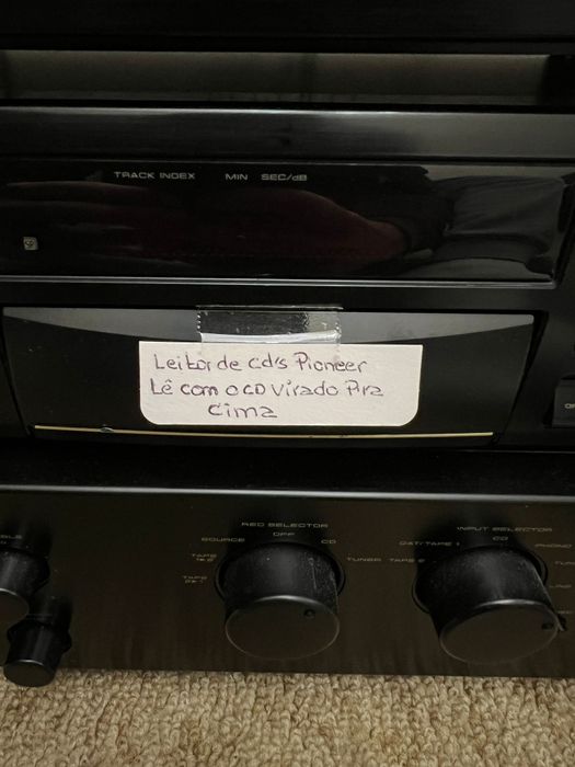 Aparelho música vintage c/ colunas