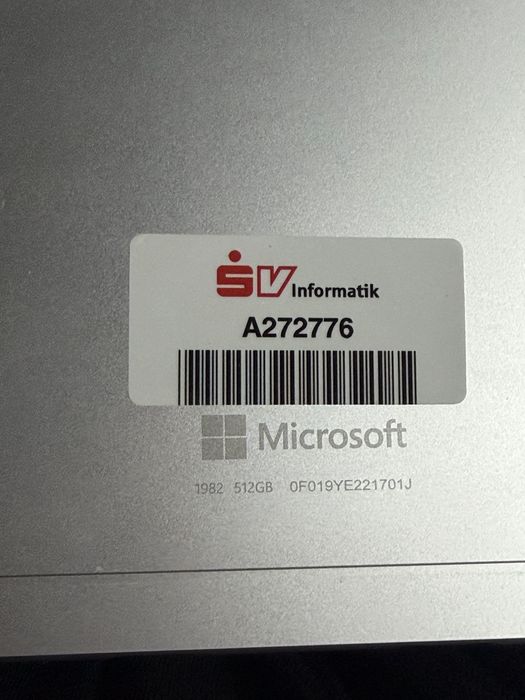 Планшет Microsoft Surface Pro 8