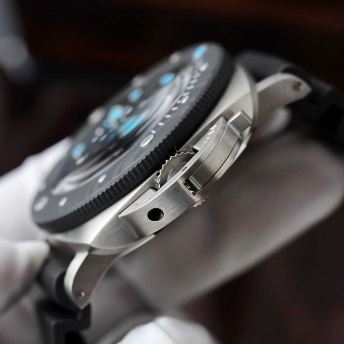 чоловічий годинник Panerai Submersible 47