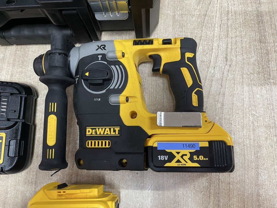 Dewalt DCH273 / безщітковий перфоратор Девольт