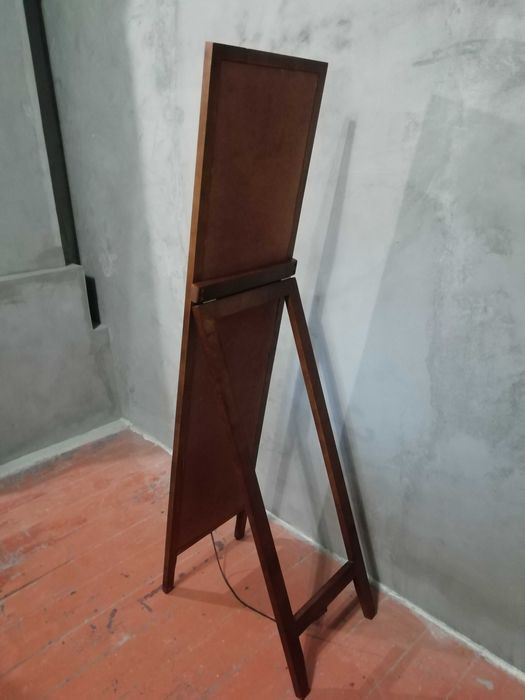 Дзеркало в вітальню шоурум магазин в дубовій рамі Італія