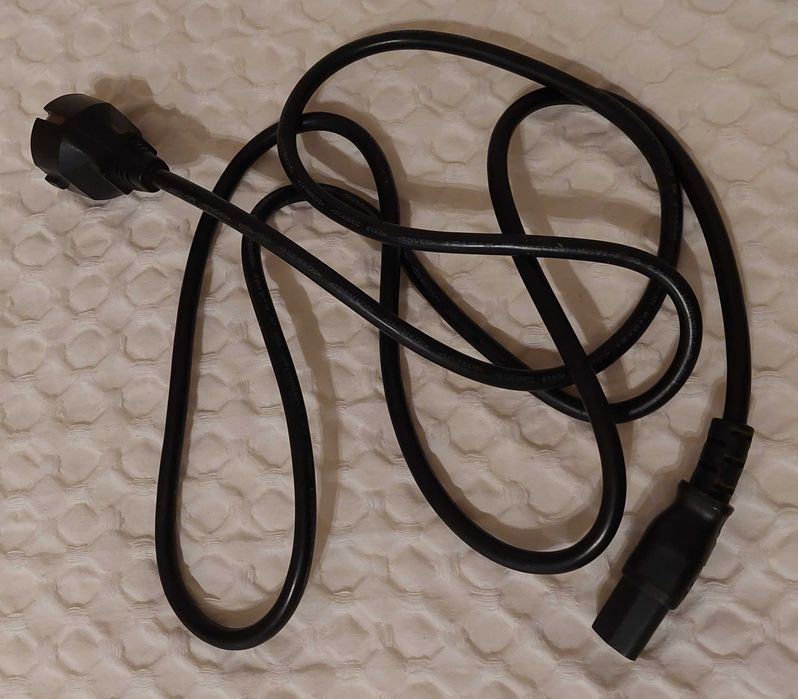 Acessórios - Cabos e adaptadores para TV e Áudio