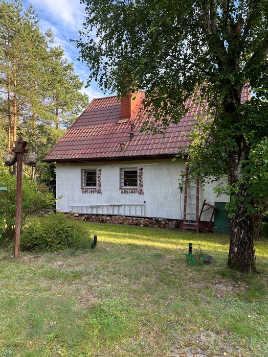 Dom letniskowy w Spychowie na bardzo ładnie zagospodarowanej dzialce