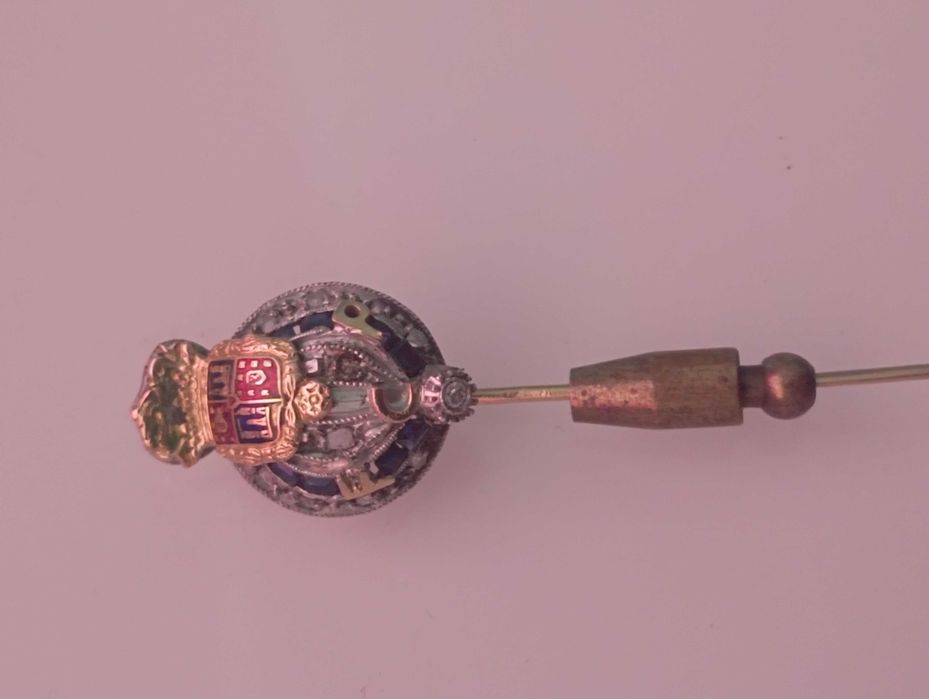 Broche alfinete de lapela em ouro F.C.P. 50 anos