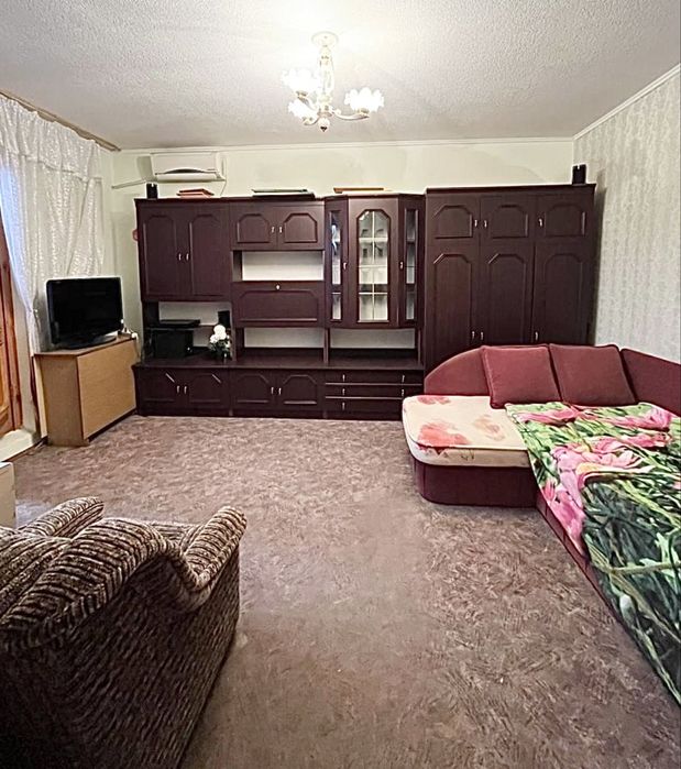 Продам 2-х ком Левобережный -3 ,пр.Мира Караван